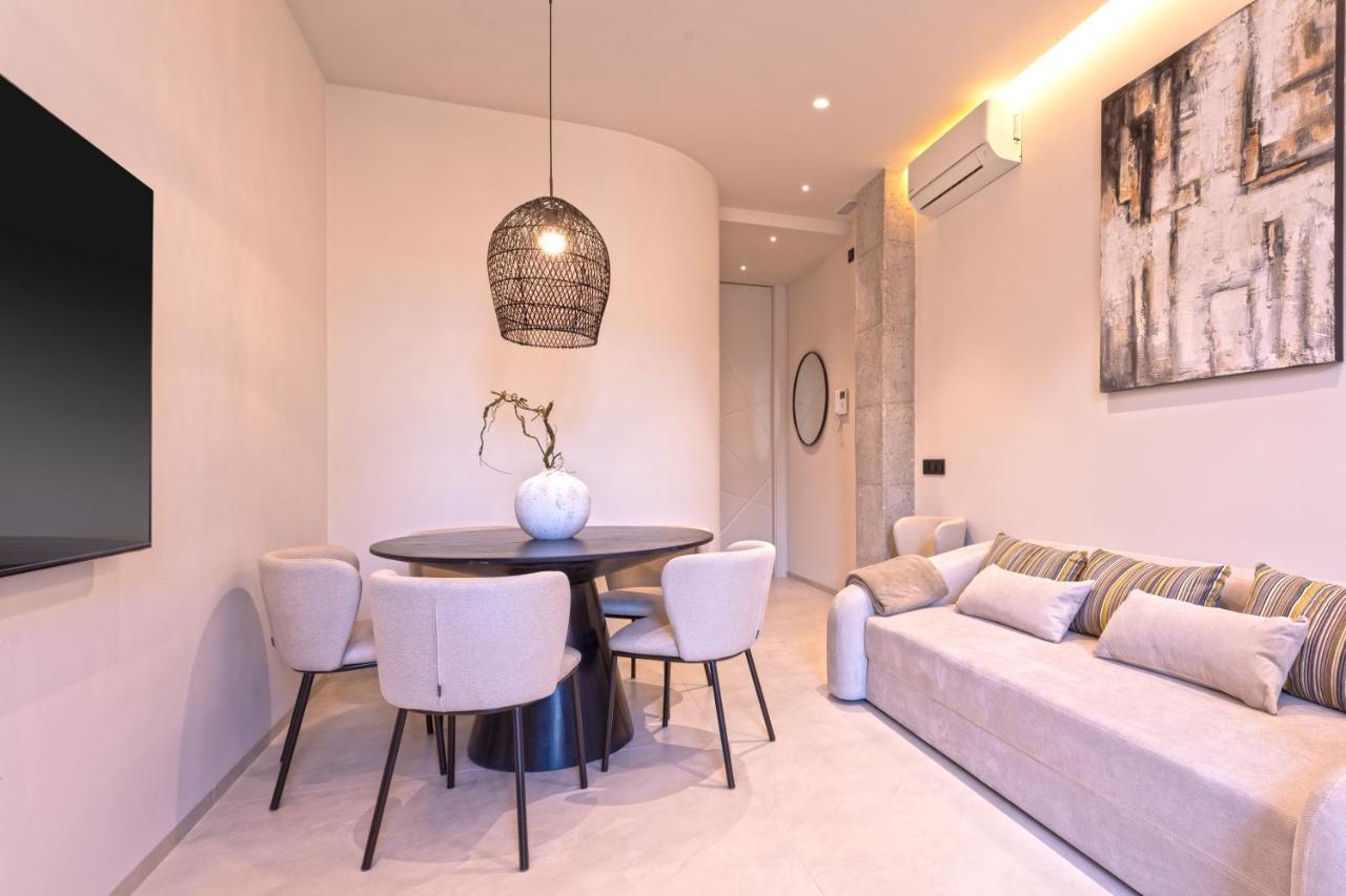 Magnificent Renovated 2Bd 2Bth Duplex With Backyard - City Centre Μάλαγα Εξωτερικό φωτογραφία