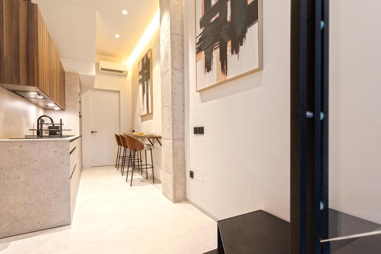 Magnificent Renovated 2Bd 2Bth Duplex With Backyard - City Centre Μάλαγα Εξωτερικό φωτογραφία